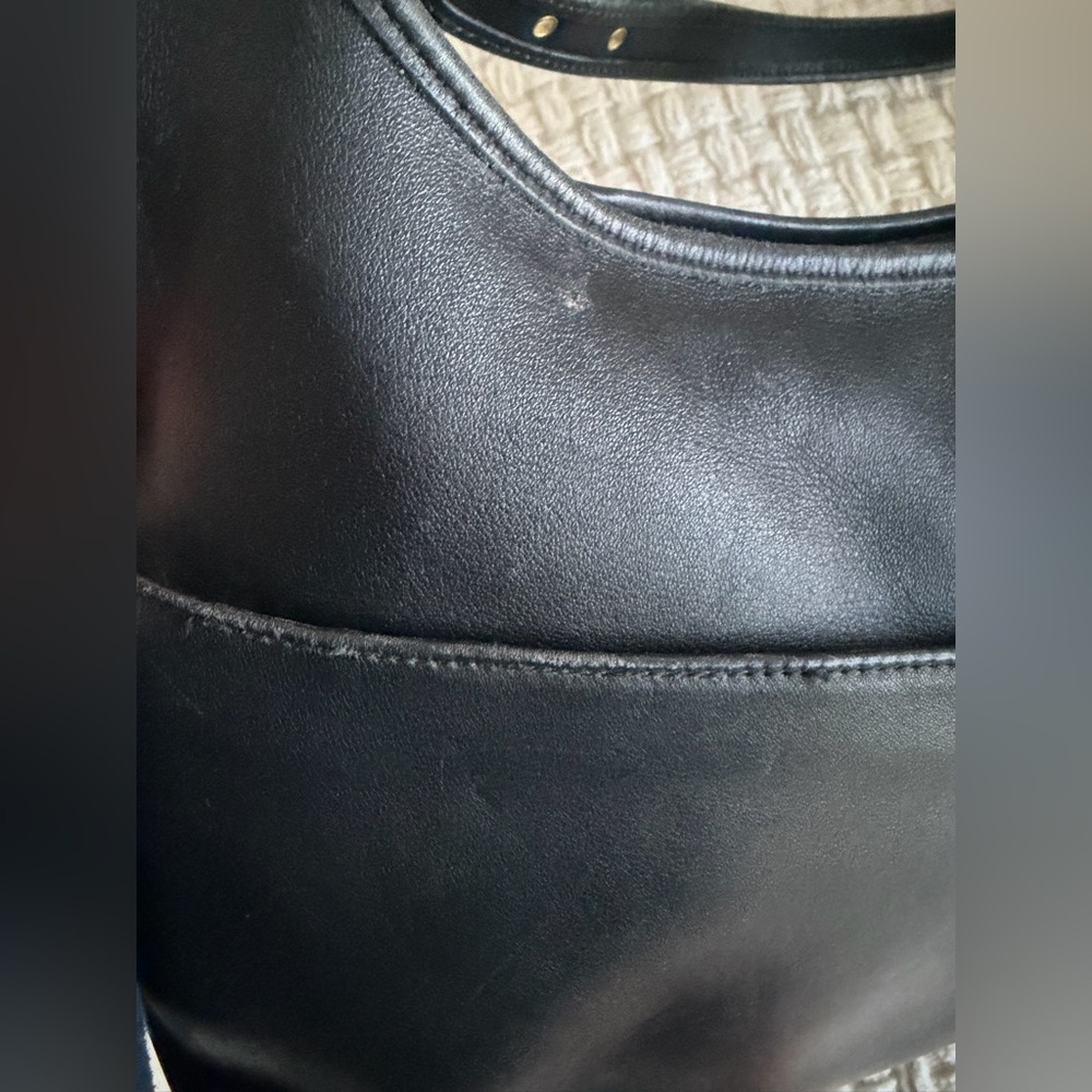 Vintage Old Coach Legacy Hobo Black Glove tan Leather - Picture 3 of 13